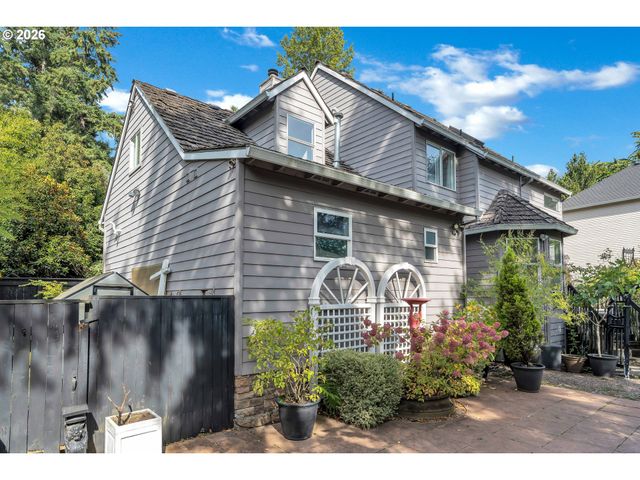 706 Sw COLONY Dr, Portland, OR 97219