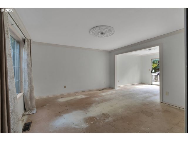 706 Sw COLONY Dr, Portland, OR 97219