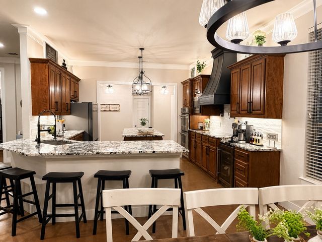 7204 Montgomery Road, Midlothian, TX 76065