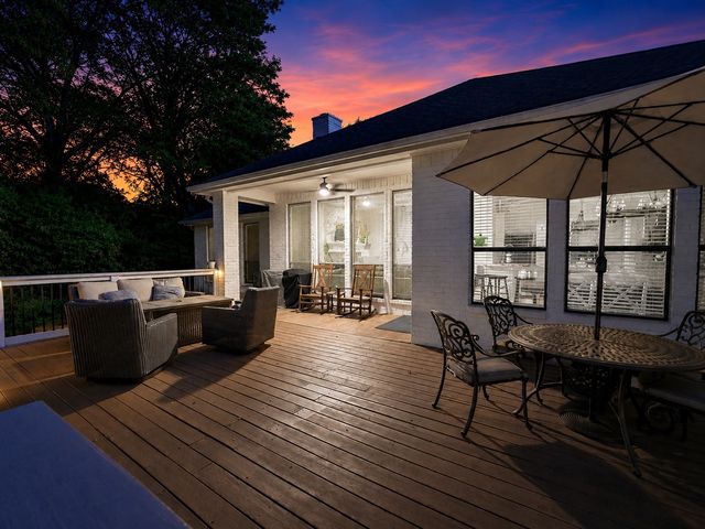 7204 Montgomery Road, Midlothian, TX 76065
