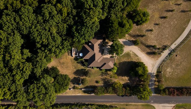 7204 Montgomery Road, Midlothian, TX 76065