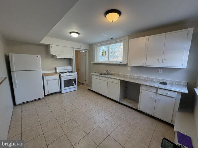 165 ERIAL RD, Clementon, NJ 08021