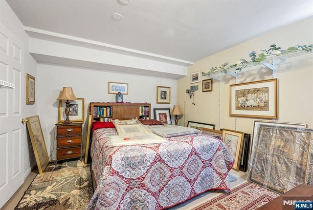 134 Arthur Court, Mahwah, NJ 07430