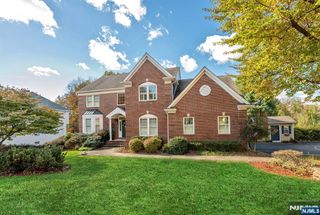 134 Arthur Court, Mahwah, NJ 07430