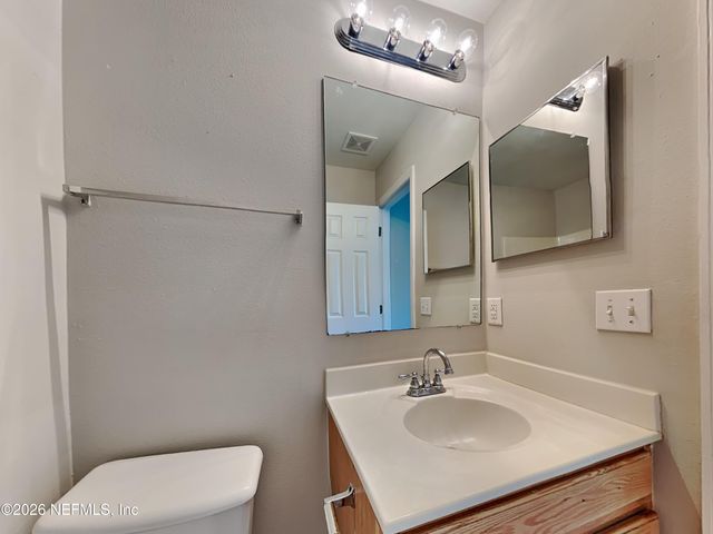 6637 GENTLE OAKS Drive E, Jacksonville, FL 32244