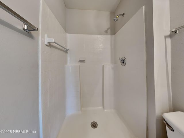 6637 GENTLE OAKS Drive E, Jacksonville, FL 32244