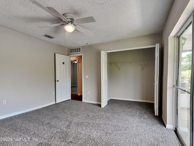 6637 GENTLE OAKS Drive E, Jacksonville, FL 32244