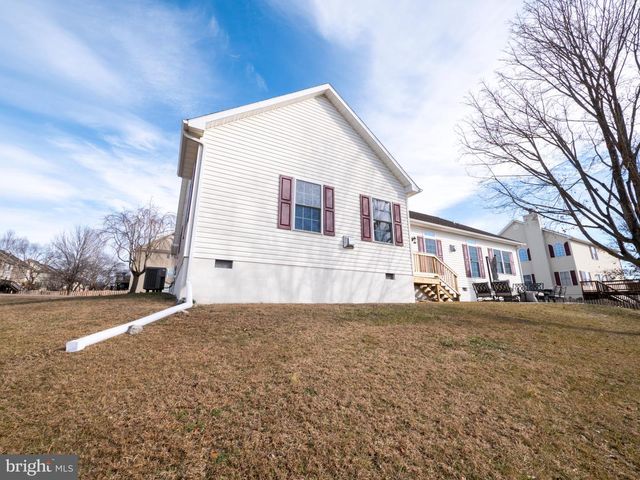 1225 BROWN RD, Martinsburg, WV 25404