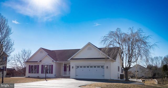 1225 BROWN RD, Martinsburg, WV 25404