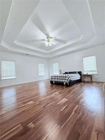 1085 Grace Hadaway Ln, Lawrenceville, GA 30043