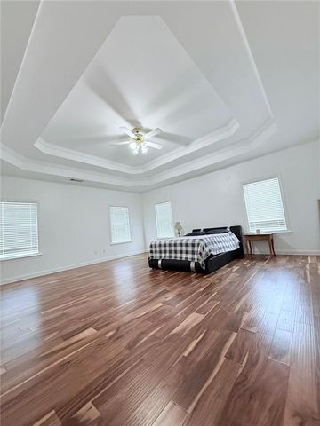 1085 Grace Hadaway Ln, Lawrenceville, GA 30043