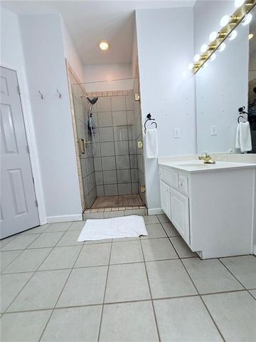 1085 Grace Hadaway Ln, Lawrenceville, GA 30043