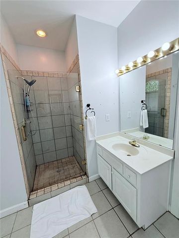 1085 Grace Hadaway Ln, Lawrenceville, GA 30043