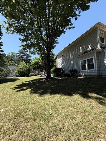 1085 Grace Hadaway Ln, Lawrenceville, GA 30043