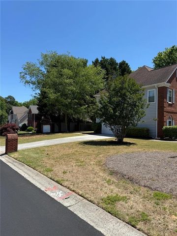 1085 Grace Hadaway Ln, Lawrenceville, GA 30043