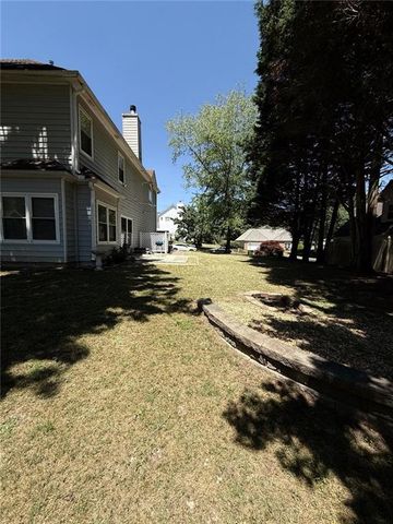 1085 Grace Hadaway Ln, Lawrenceville, GA 30043
