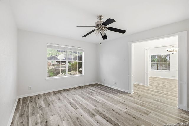 13123 HUNTERS SPRING ST, San Antonio, TX 78230