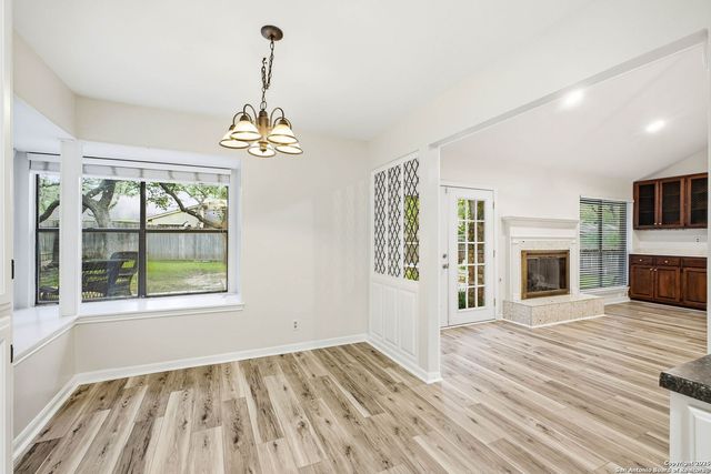13123 HUNTERS SPRING ST, San Antonio, TX 78230