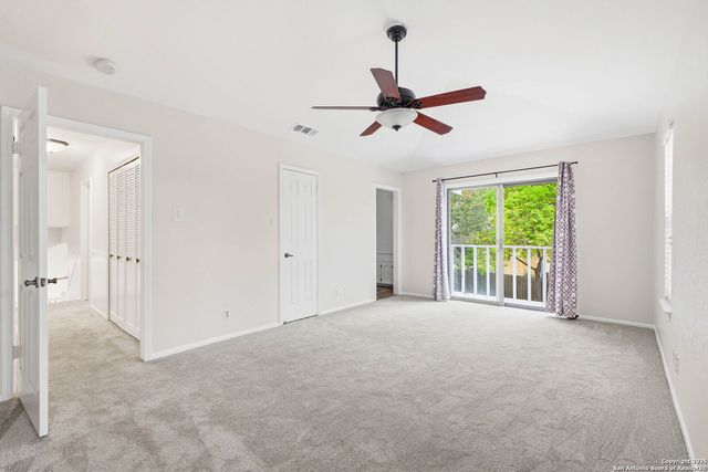 13123 HUNTERS SPRING ST, San Antonio, TX 78230