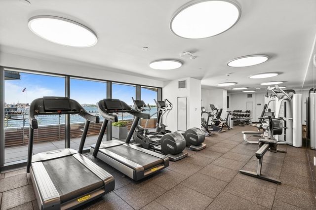 300 Pier 4 Blvd 5N, Boston, MA 02110