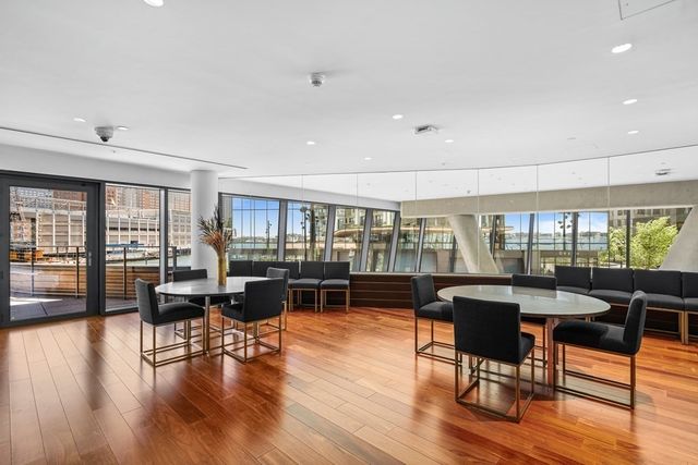 300 Pier 4 Blvd 5N, Boston, MA 02110