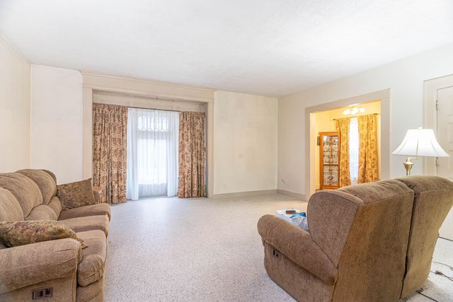 924 W North Street 924 W North Street, Piqua, OH 45356