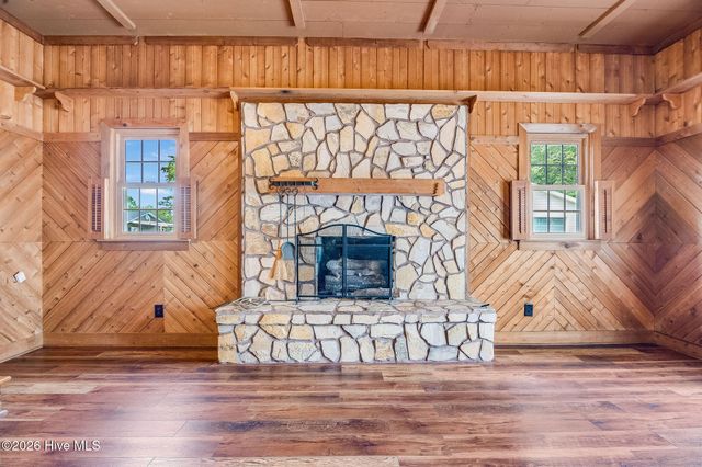 405 Seminole Trail, Jacksonville, NC 28540