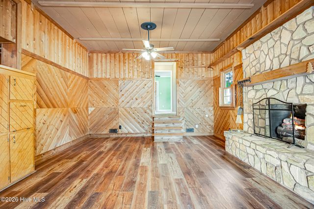 405 Seminole Trail, Jacksonville, NC 28540