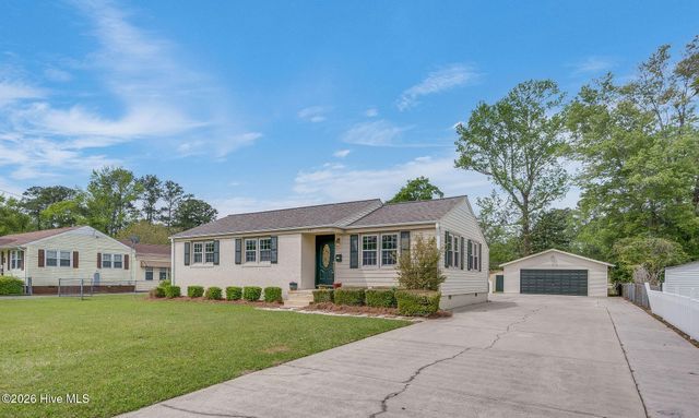 405 Seminole Trail, Jacksonville, NC 28540