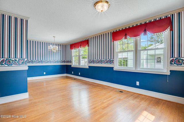 405 Seminole Trail, Jacksonville, NC 28540