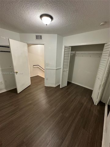 920 NW 78th Ave 9B, Miami, FL 33126