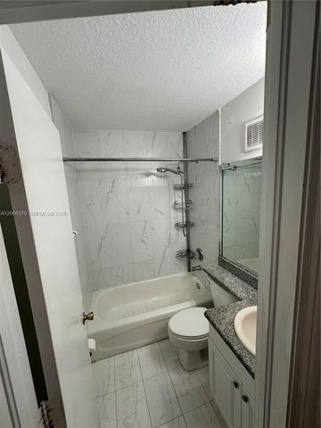 920 NW 78th Ave 9B, Miami, FL 33126