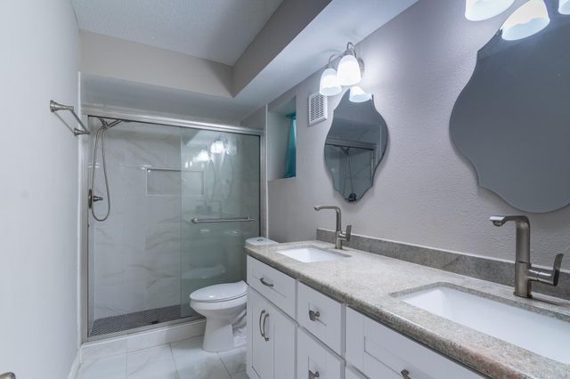 7900 Westheimer Road 216, Houston, TX 77063