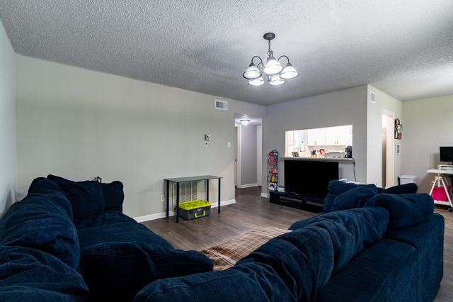 7900 Westheimer Road 216, Houston, TX 77063