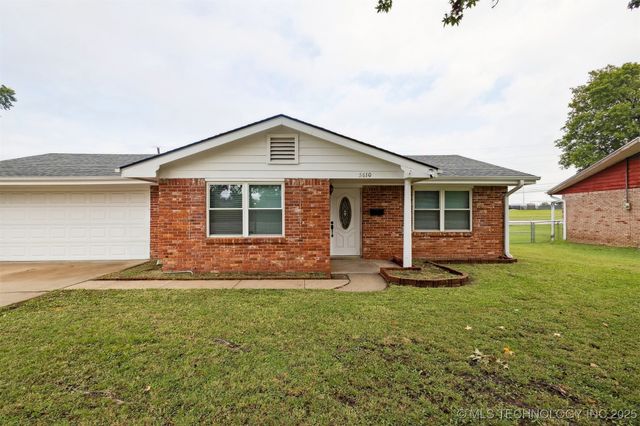 5610 Baylor Drive, Bartlesville, OK 74006
