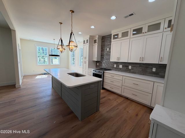 103 Fairway Lane, Cape Carteret, NC 28584