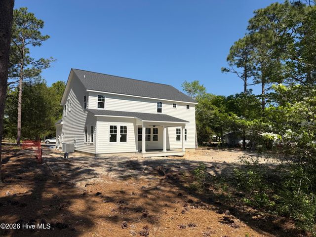 103 Fairway Lane, Cape Carteret, NC 28584