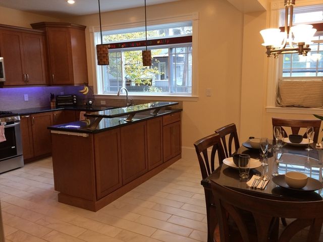 45 Mansfield 1, Somerville, MA 02143