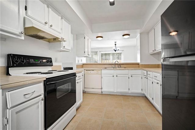 6701 Dickens Ferry Road 106, Mobile, AL 36608