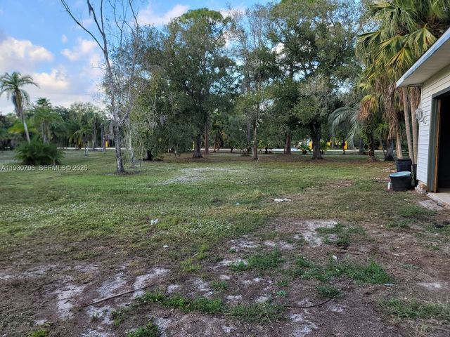 7820 Rich RD, Fort Myers, FL 33917