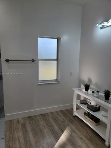 7820 Rich RD, Fort Myers, FL 33917