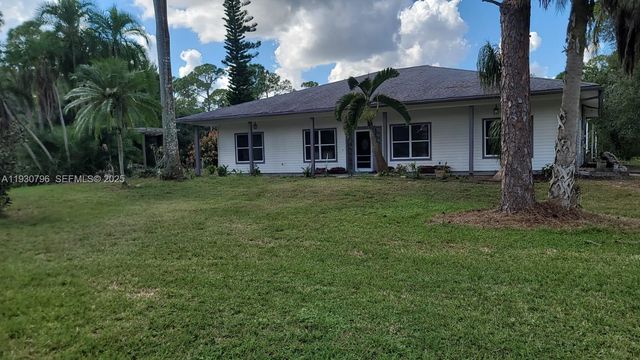 7820 Rich RD, Fort Myers, FL 33917