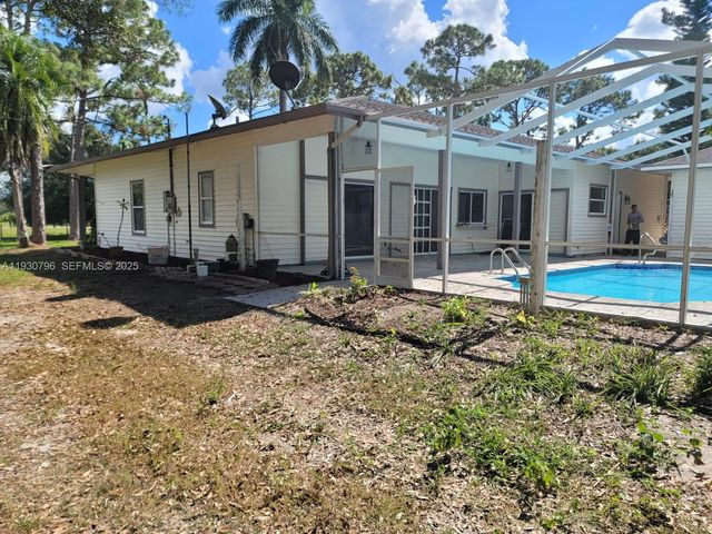 7820 Rich RD, Fort Myers, FL 33917