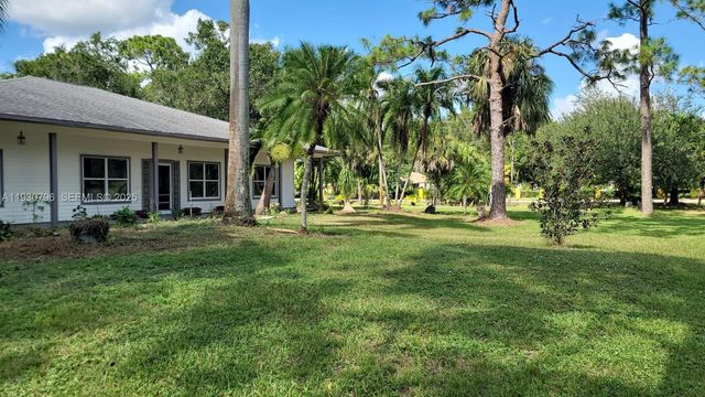 7820 Rich RD, Fort Myers, FL 33917