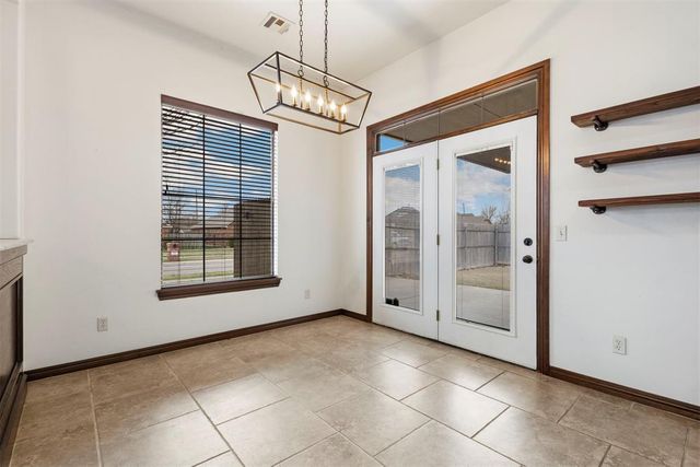 3001 Prairie Field Lane, Moore, OK 73160