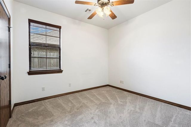 3001 Prairie Field Lane, Moore, OK 73160