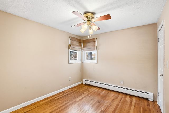 11 Lamson Lane, Hampton, NH 03842