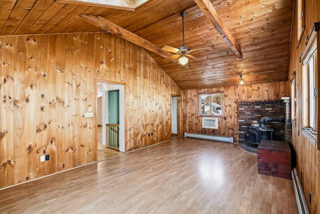 11 Lamson Lane, Hampton, NH 03842