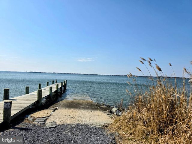 1905 BAYSIDE DR, Chester, MD 21619