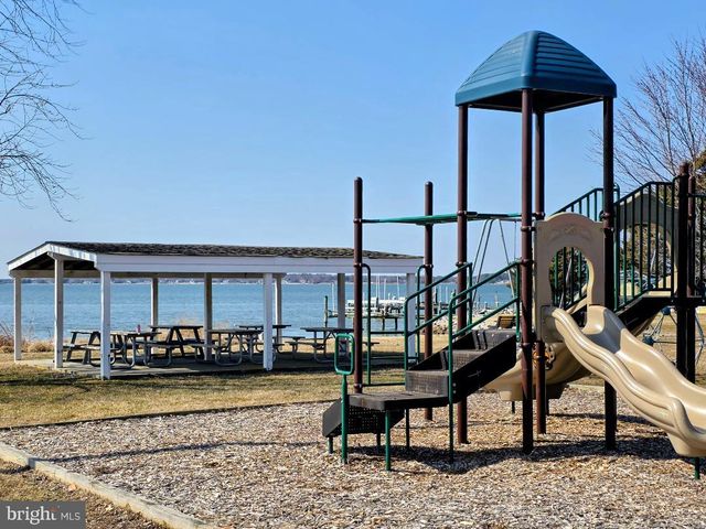 1905 BAYSIDE DR, Chester, MD 21619